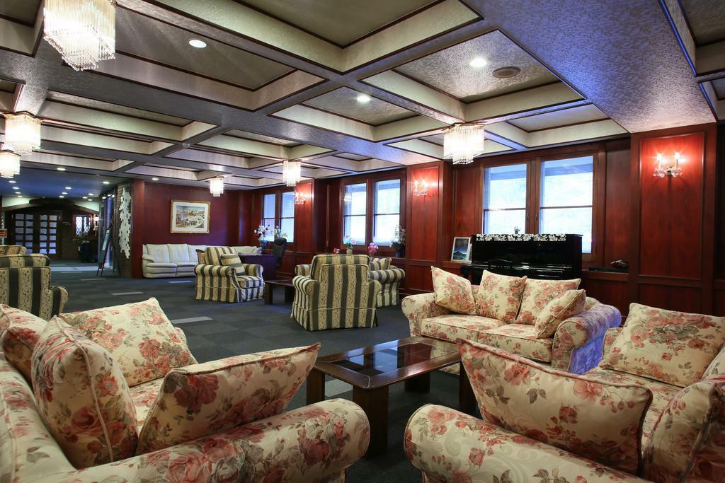 יאמנוצ'י Shiga Palace Hotel מראה חיצוני תמונה